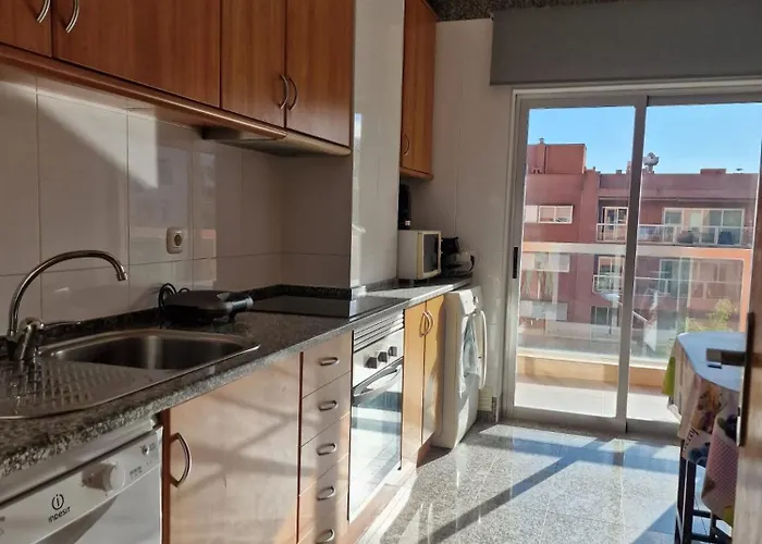 Sunset Rocha Daire *